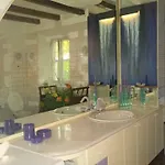 B&B La Quercia - La Maison Des Arts Vezzano sul Crostolo